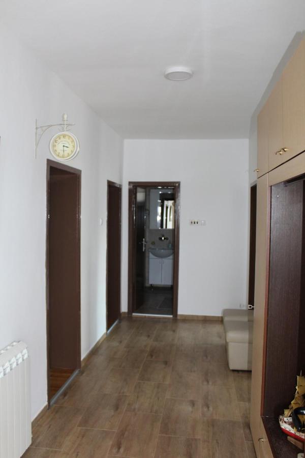 M Apartment Vârşeţ Exterior foto